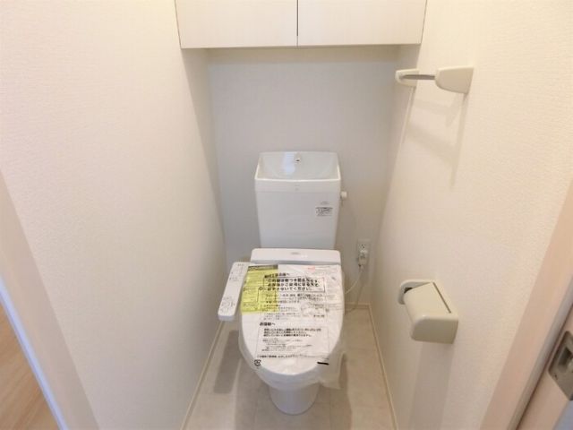 D-roomあすと長町 IVのトイレ写真