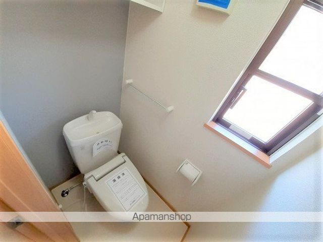 ヴィラ・弥生桜Cのトイレ写真