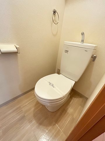 トイレ　コンパクトで使いやすいトイレです