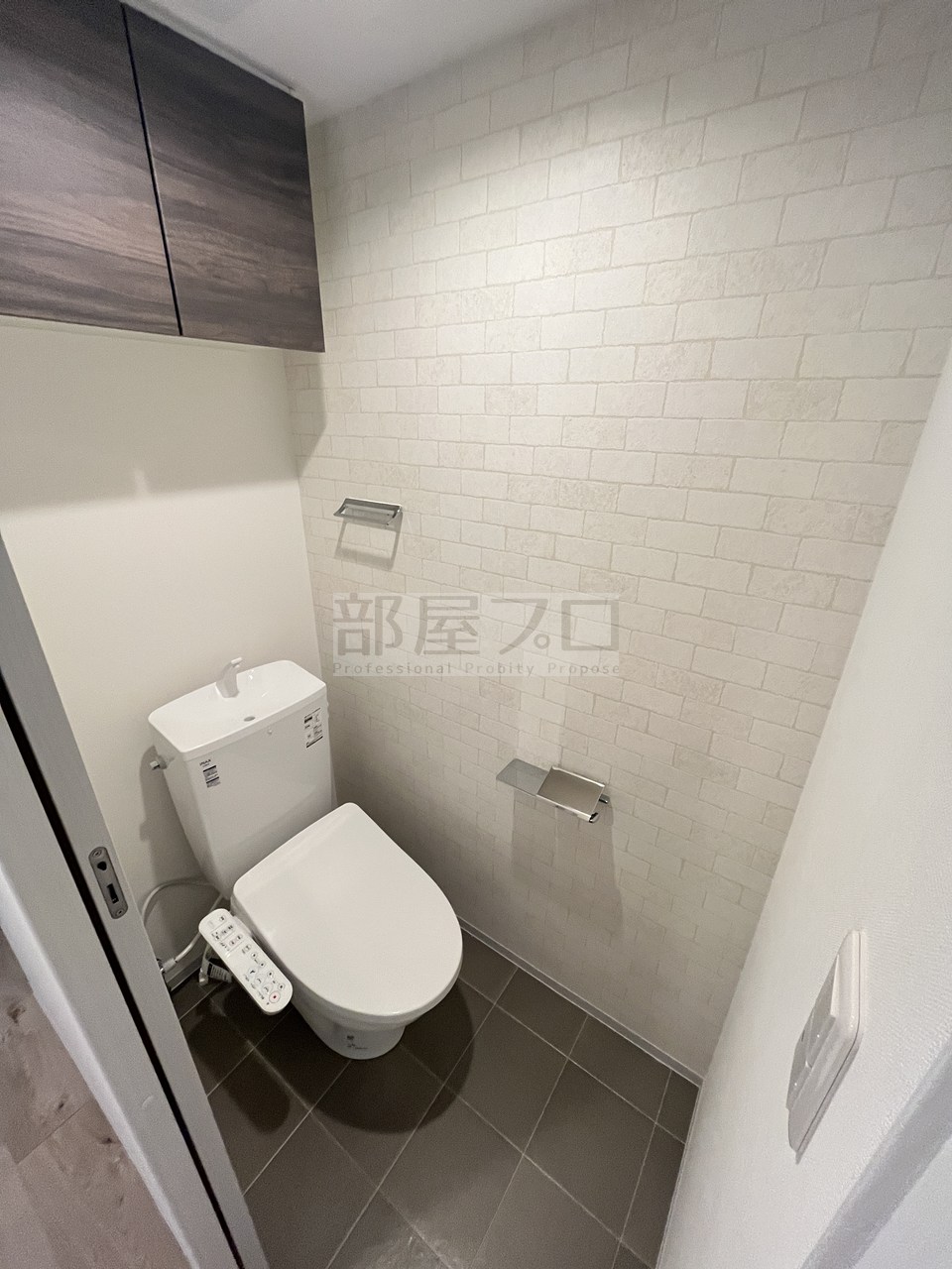 地下鉄南北線 平岸駅 徒歩2分 4階建 築2年のトイレ写真