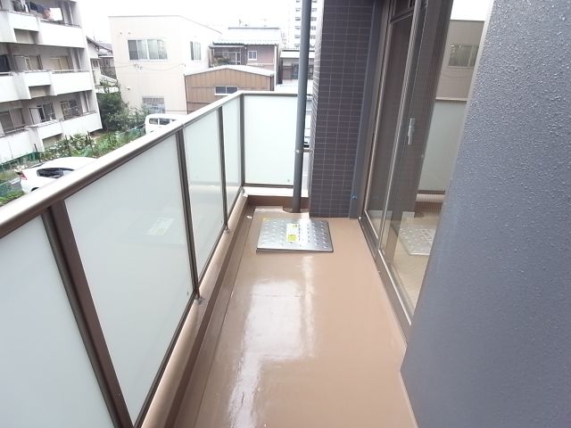 バルコニー　バルコニー