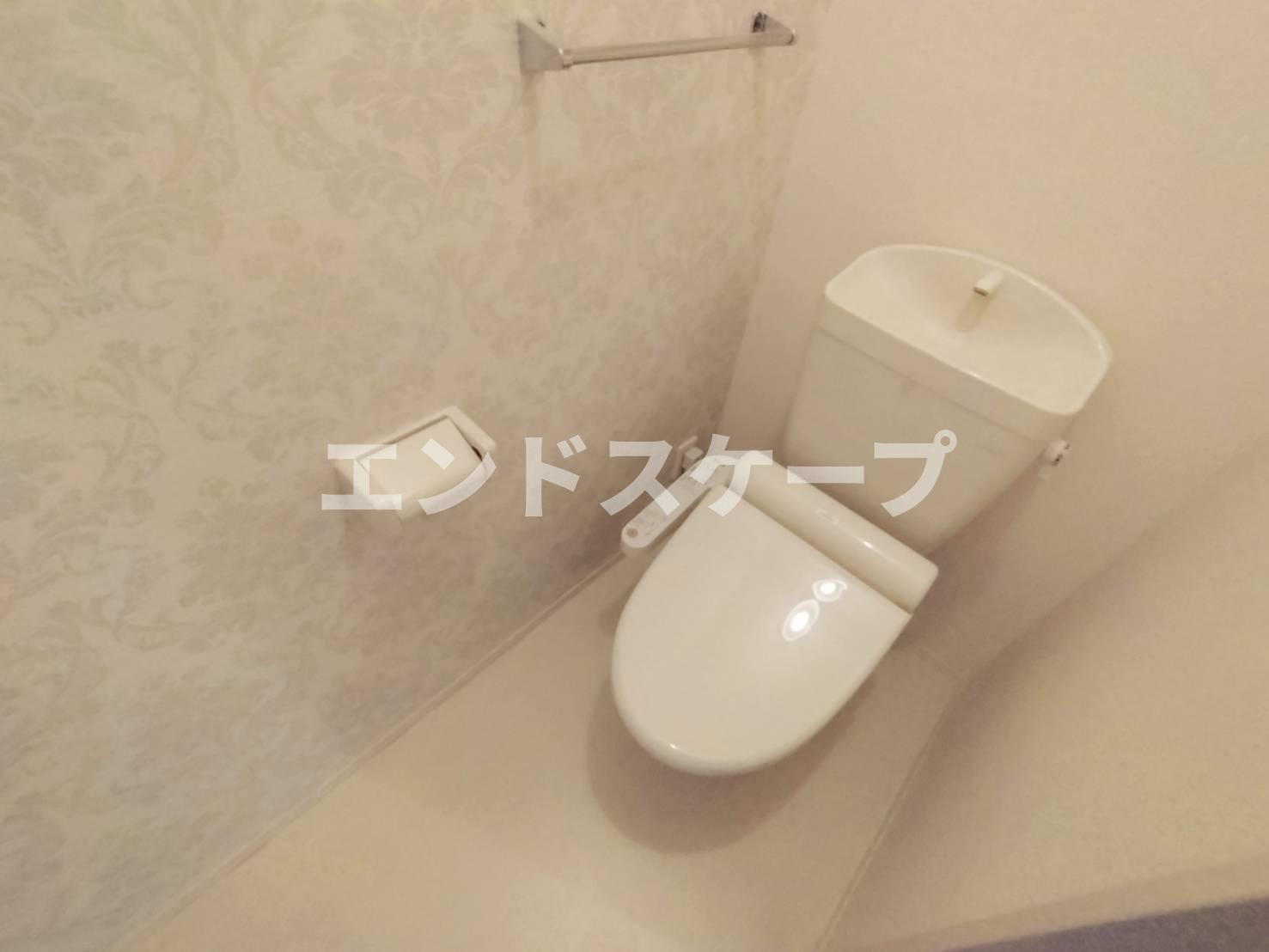 ＪＲ高崎線 新町駅 徒歩13分 2階建 築15年のトイレ写真