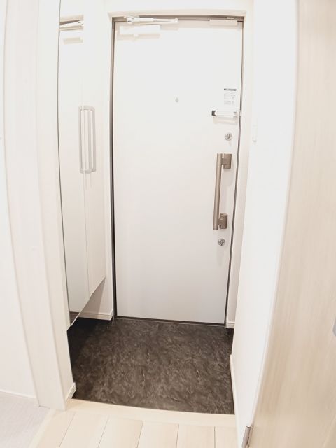 ソルアルモニーの玄関写真