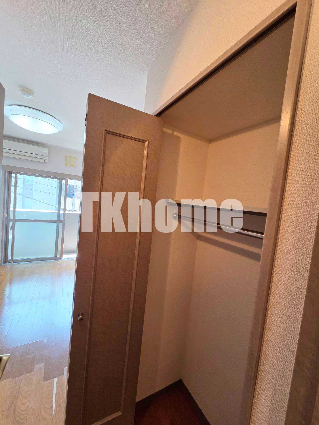 収納　（同マンション別室・参考写真）