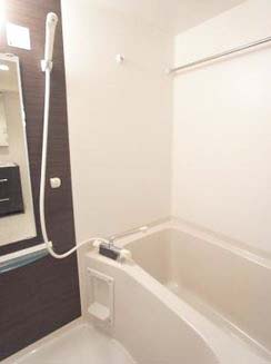 バス・シャワールーム　★浴室乾燥機付きバスルーム★