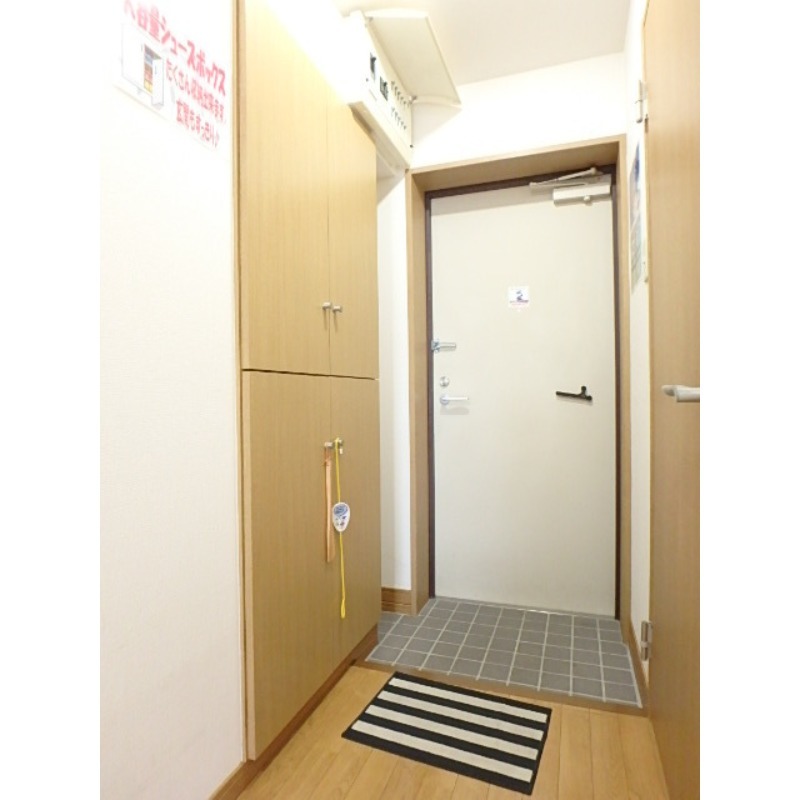 玄関　図面と現状に相違がある場合には現状を優先