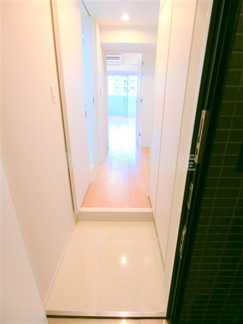 メイクスデザイン千鳥町アジールコートの玄関写真