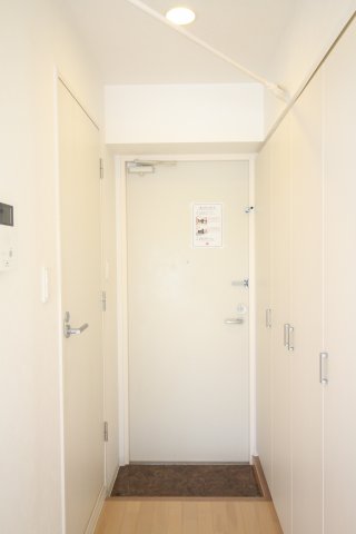 玄関　アール・ブリュット白山　文京区白山1　別部屋参考写真 アール