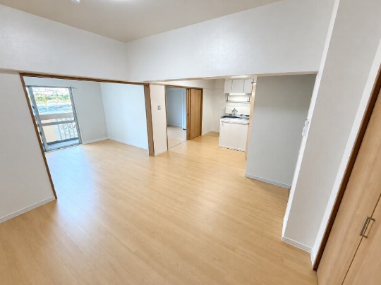 居室・リビング　タカダ上之屋マンション（ＴＫ）★那覇市天久エリア