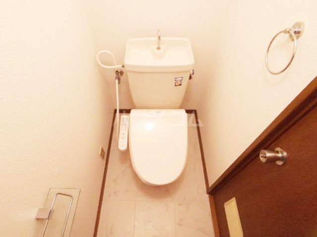 【静岡市清水区梅田町のマンションのトイレ】