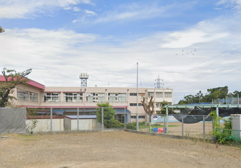 【岸和田市神須屋町のアパートの幼稚園・保育園】