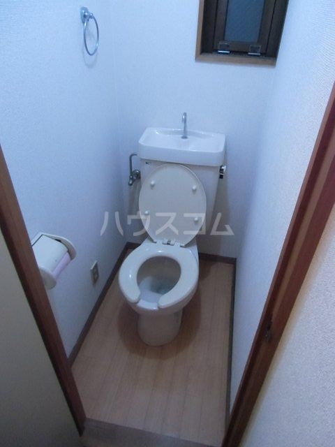 【名古屋市西区稲生町のマンションのトイレ】