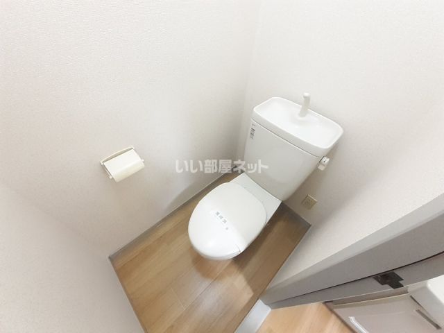 【アーバン松井　Ａのトイレ】
