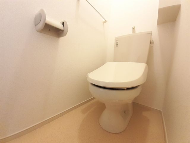 【ジェルメ　IIのトイレ】