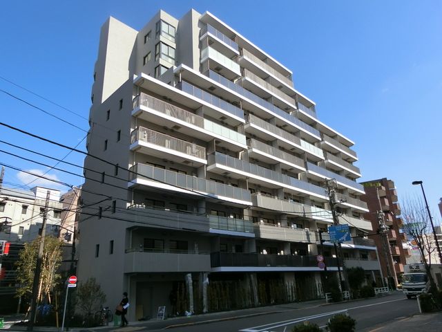 渋谷区富ヶ谷のマンションの建物外観