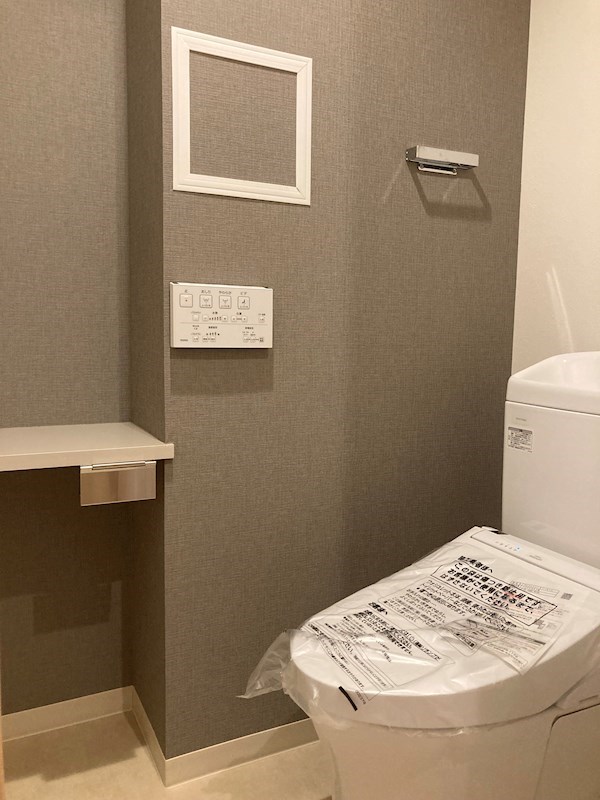 トイレ　※同物件・別号室参考写真