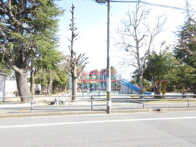 【豊橋市西羽田町のアパートの公園】