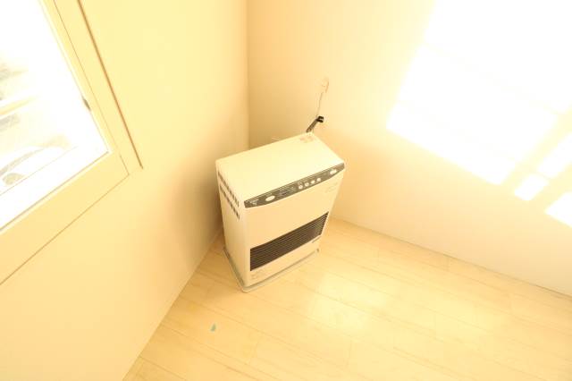 その他設備　灯油暖房★