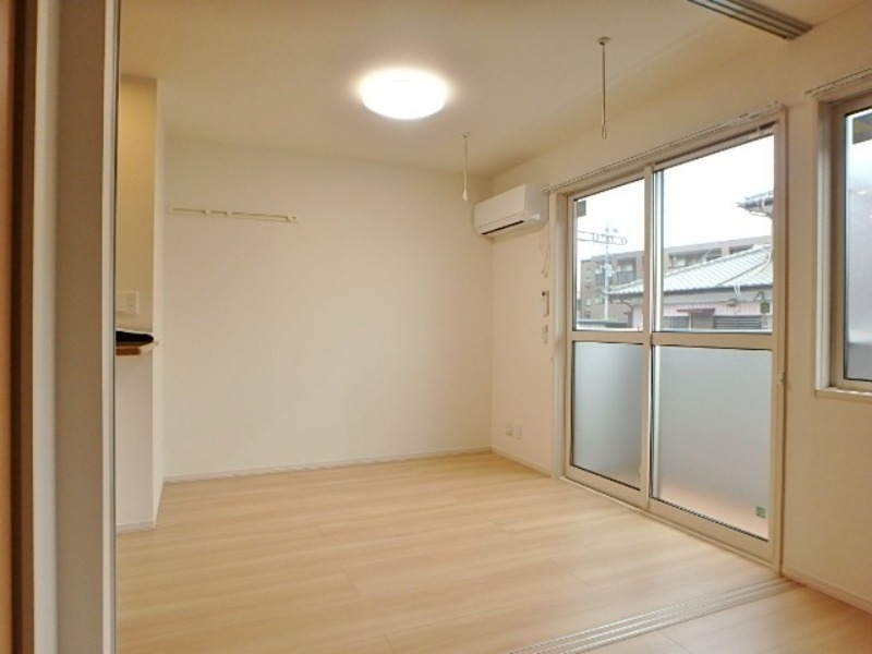 居室・リビング　図面と現状に相違がある場合には現状を優先