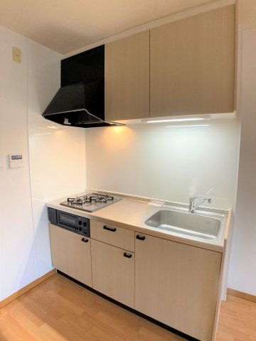 キッチン　別部屋反転間取りのお写真となります