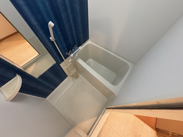 バス・シャワールーム　お風呂で日々の疲れを落としましょう