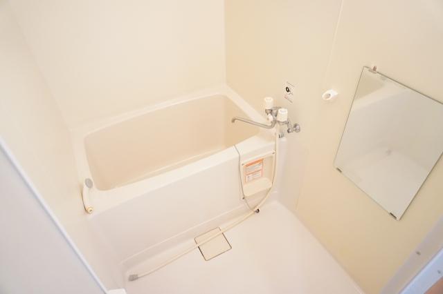 バス・シャワールーム　浴室