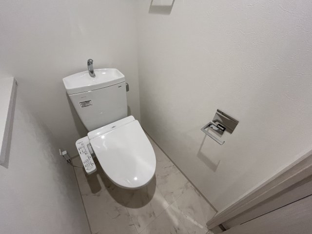 トイレ　落ち着いたトイレです