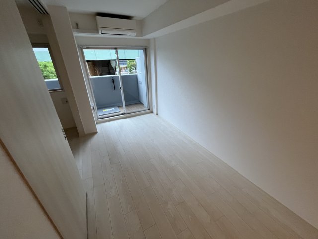 居室・リビング　居間です