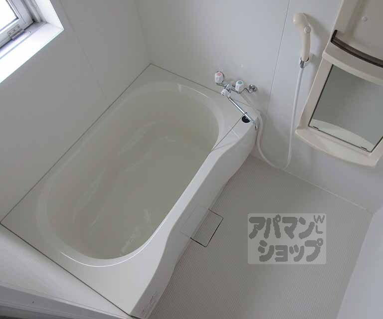 バス・シャワールーム　ゆったり落ち着くバスルームです！