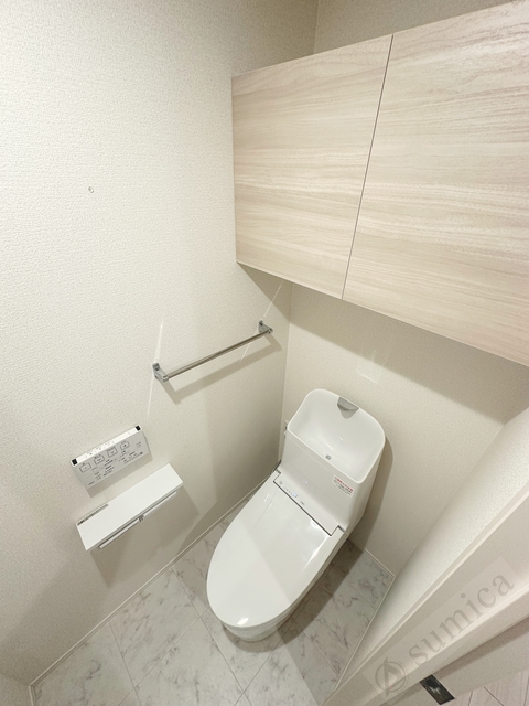 トイレ　温水洗浄便座付き♪♪