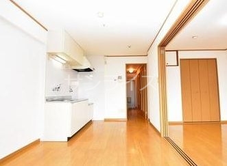 エスポアール布施の居間写真