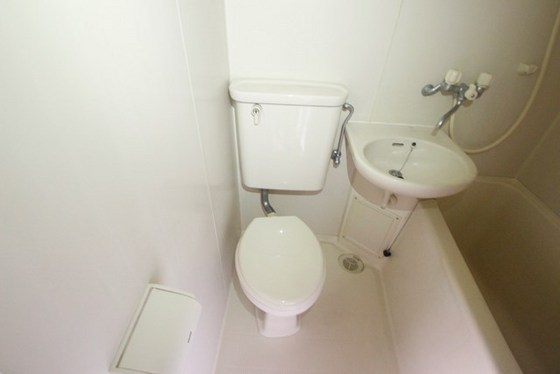 トイレ　※別部屋の写真です