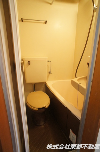 バス・シャワールーム　シャワー派には使いやすいユニットバス☆洗面台も完備！