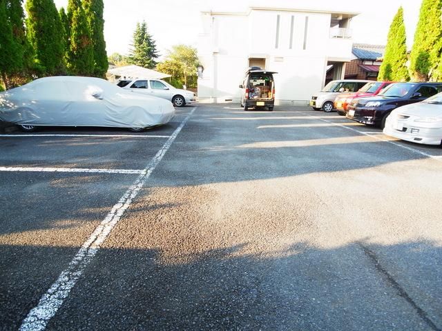 駐車場　♪敷地内駐車場♪