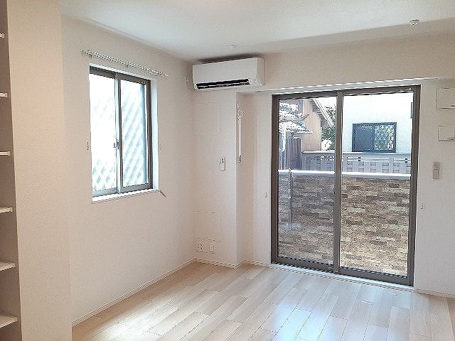 エアリー_内装_0