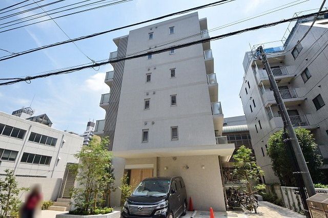 建物外観　★調布駅徒歩1分の便利な環境のマンションです★