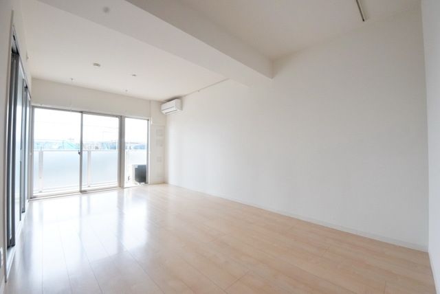 居室・リビング　★日中は明かり無でも生活できます★