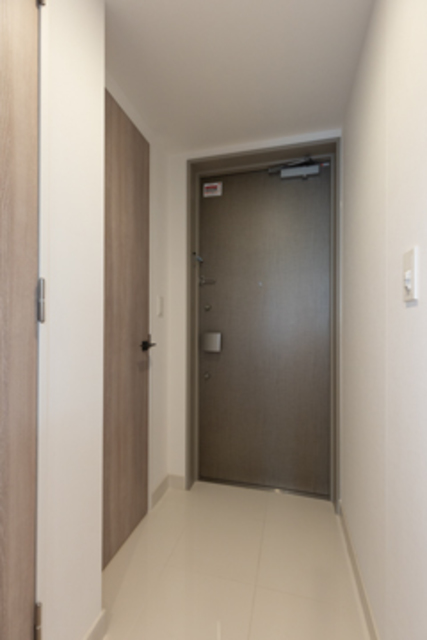 玄関　※写真は同タイプ住戸です。