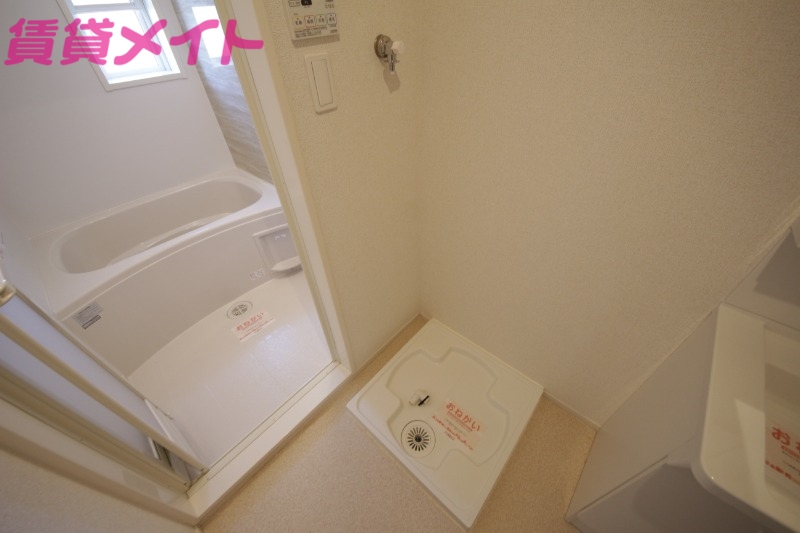 その他設備　別部屋同型反転タイプ