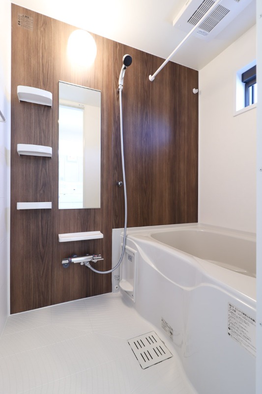 バス・シャワールーム　図面と現状に相違がある場合には現状を優先