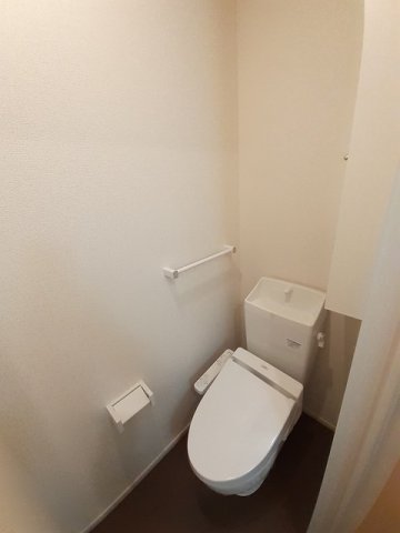 トイレ　ゆったりとした空間のトイレです