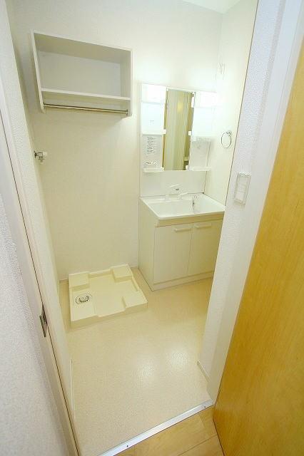 洗面設備　洗髪洗面化粧台