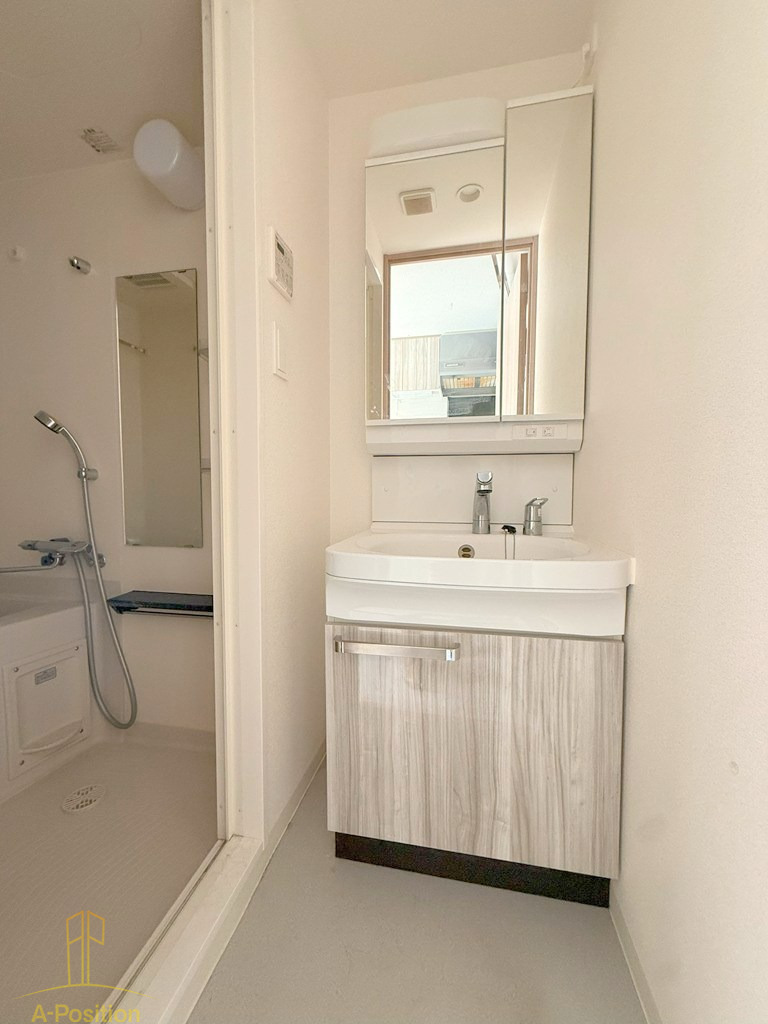 洗面設備　プレサンス四天王寺前夕陽ヶ丘　凛宮