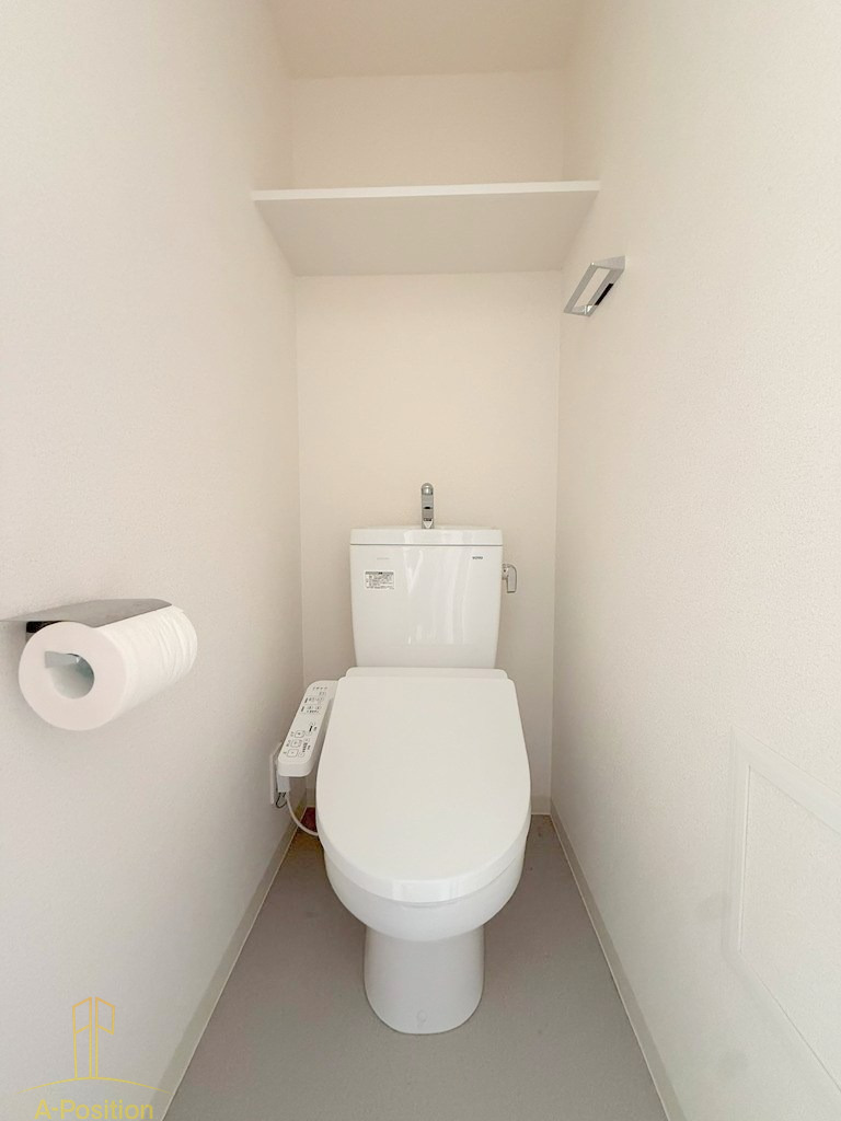 トイレ　プレサンス四天王寺前夕陽ヶ丘　凛宮