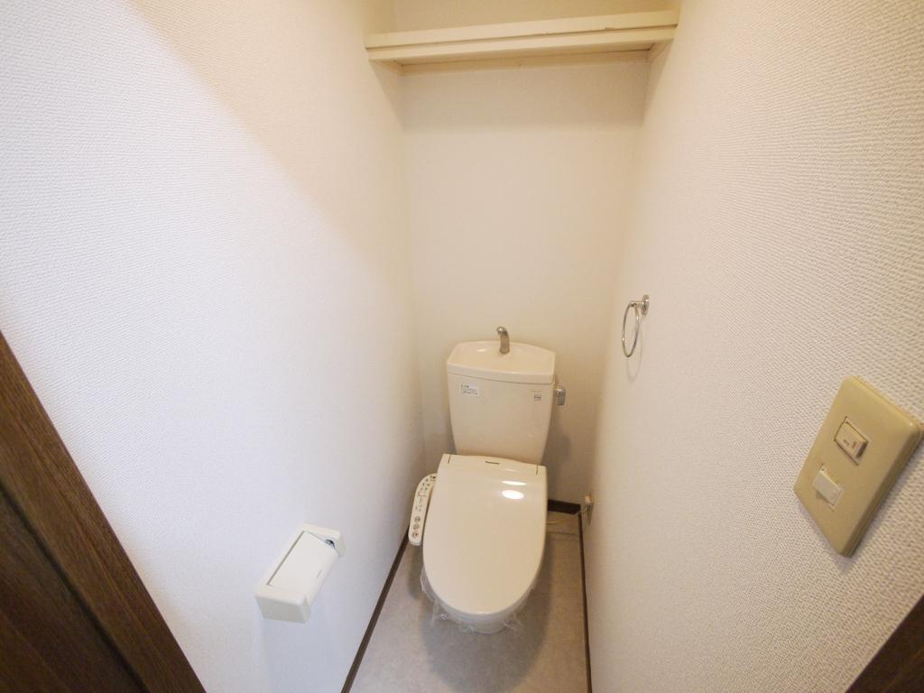 ベルハイム山手町のトイレ写真