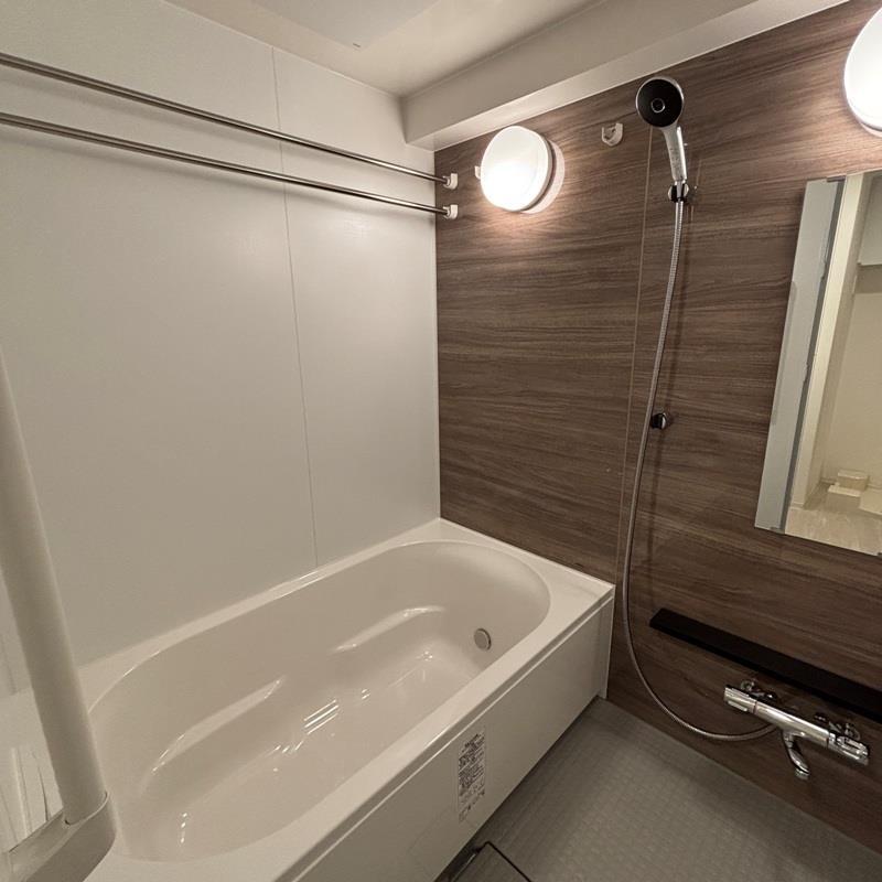 バス・シャワールーム　バス※別部屋参考写真