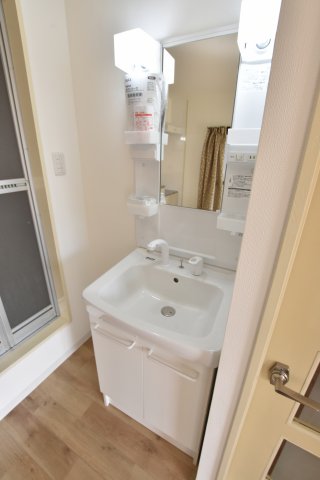 洗面設備　別号室の画像です。ご参考下さい