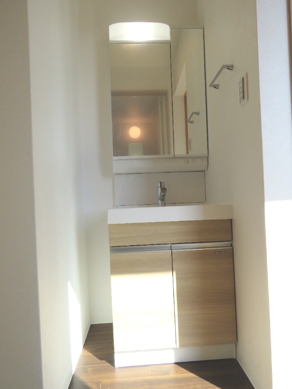 洗面設備　シャンプードレッサー