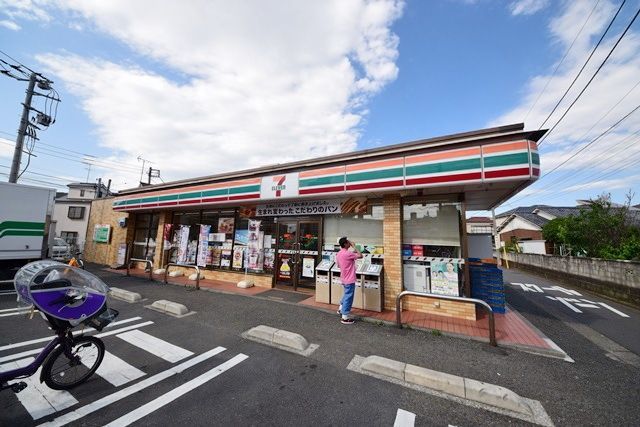 コンビニ　セブンイレブン横浜今宿東町店（コンビニ）まで592m