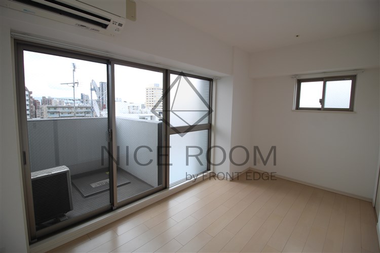 居室・リビング　アドバンス上町台プレジール　洋室